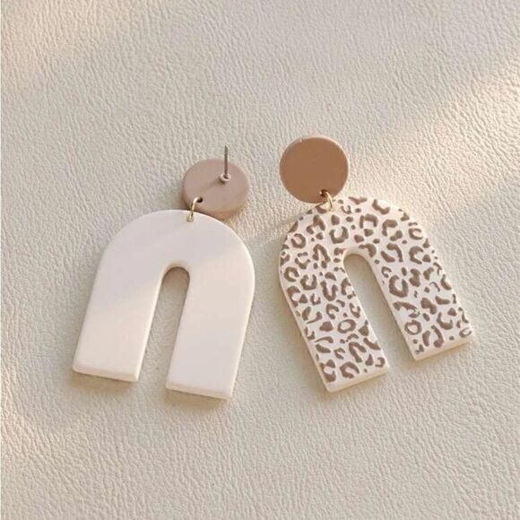 Dangle earrings   - Picture 2 of 3